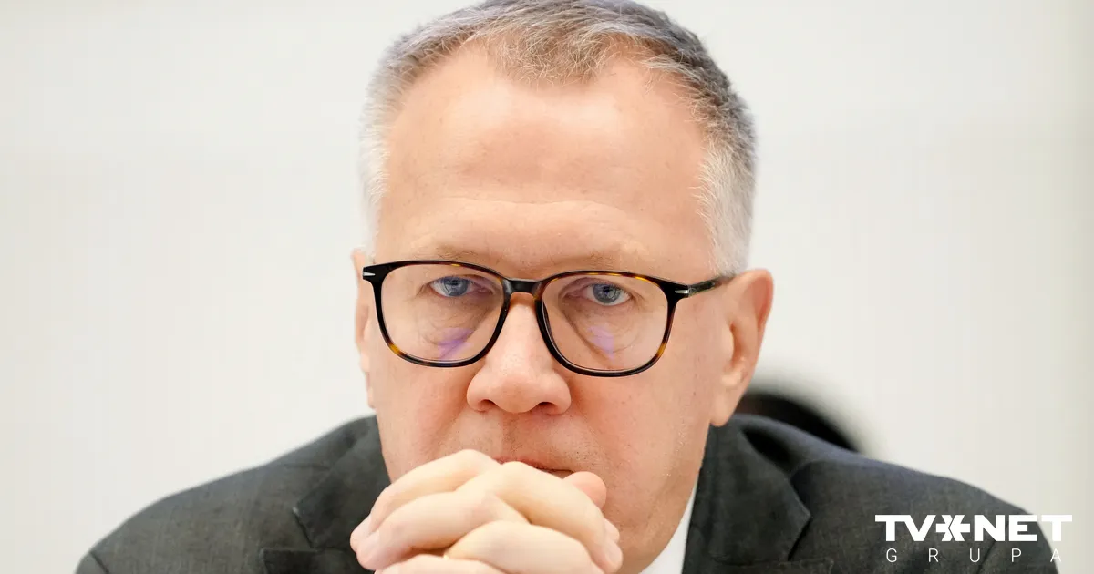 Priekšlikumu par Ventspils ostas finansēm Ašeradens sola izskatīt vispārējā kārtībā