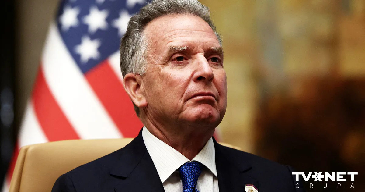 kā Trampa sūtnis dod instrukcijas Kremlim