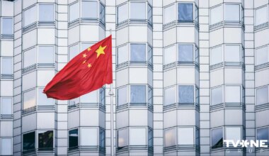 Ķīna ļauj Lukašenko režīmam ne tikai pārdzīvot sankciju spiedienu...