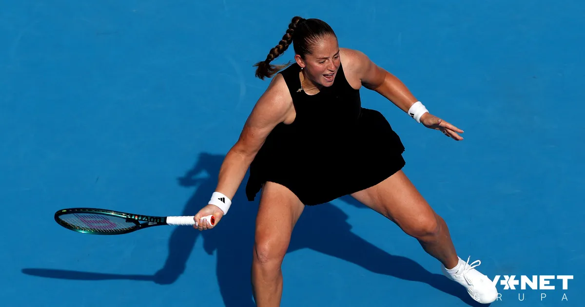 Ostapenko/Sji duets "WTA Finals" turnīrā izcīna trešo uzvaru