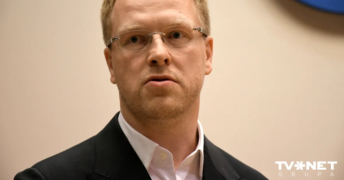 Par nelegālo elektrības pieslēgumu rosina apsūdzēt Daugavpils mēra sievastēvu