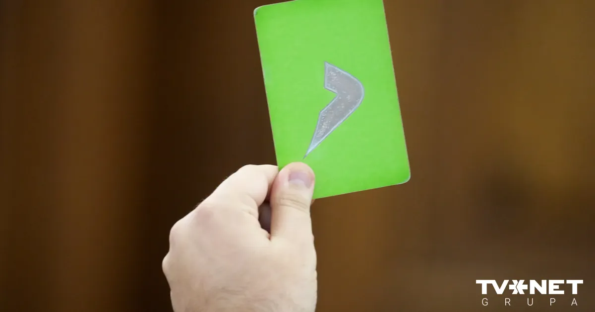 Stambulas konvencija un attiecību spēles premjeres un ZZS starpā