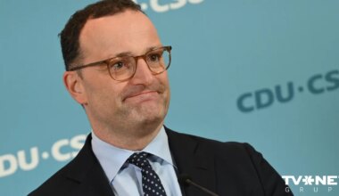 Vācijas valdošā koalīcija tiek brīdināta par "nežēlīgajām aptaujām"