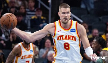 Porziņģis pēc neveiksmīga spēles sākuma sekmē "Hawks" uzvaru