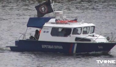 VIDEO ⟩ Narvas upē fiksēts Krievijas robežsardzes kuteris ar "Vagner" karogu