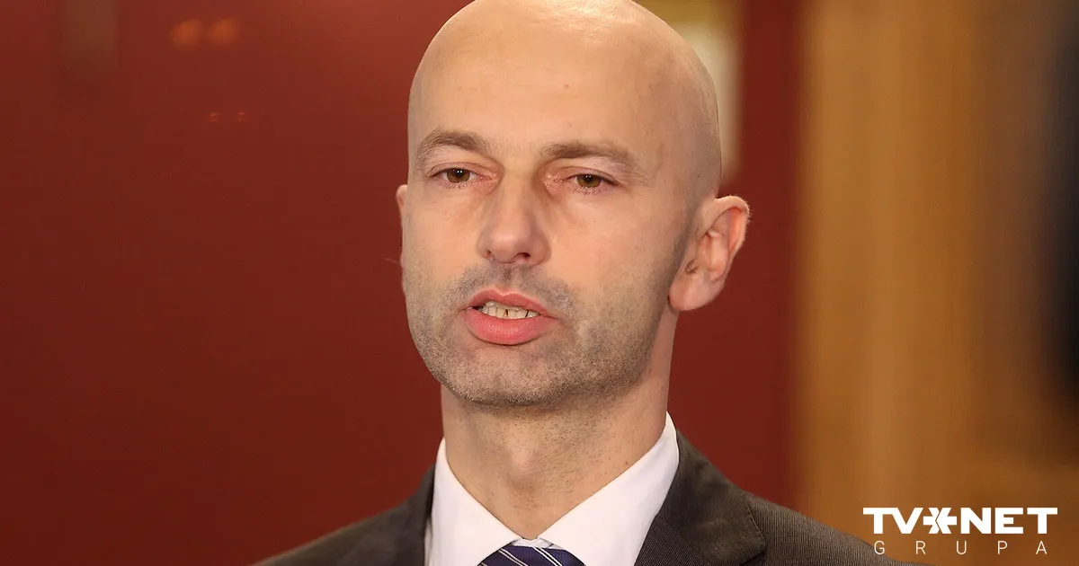 "Nesaprotu, par ko esmu apsūdzēts" – Citskovskis par Kariņa lidojumu lietu