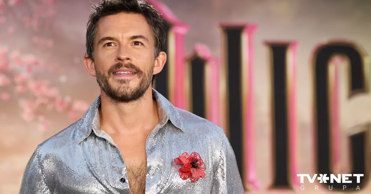 FOTO ⟩ Nosaukts 2025. gada seksīgākais vīrietis pasaulē - Sejas.lv