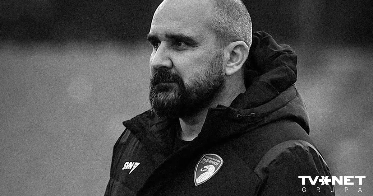 Serbijas čempionāta spēles laikā miris futbola kluba galvenais treneris