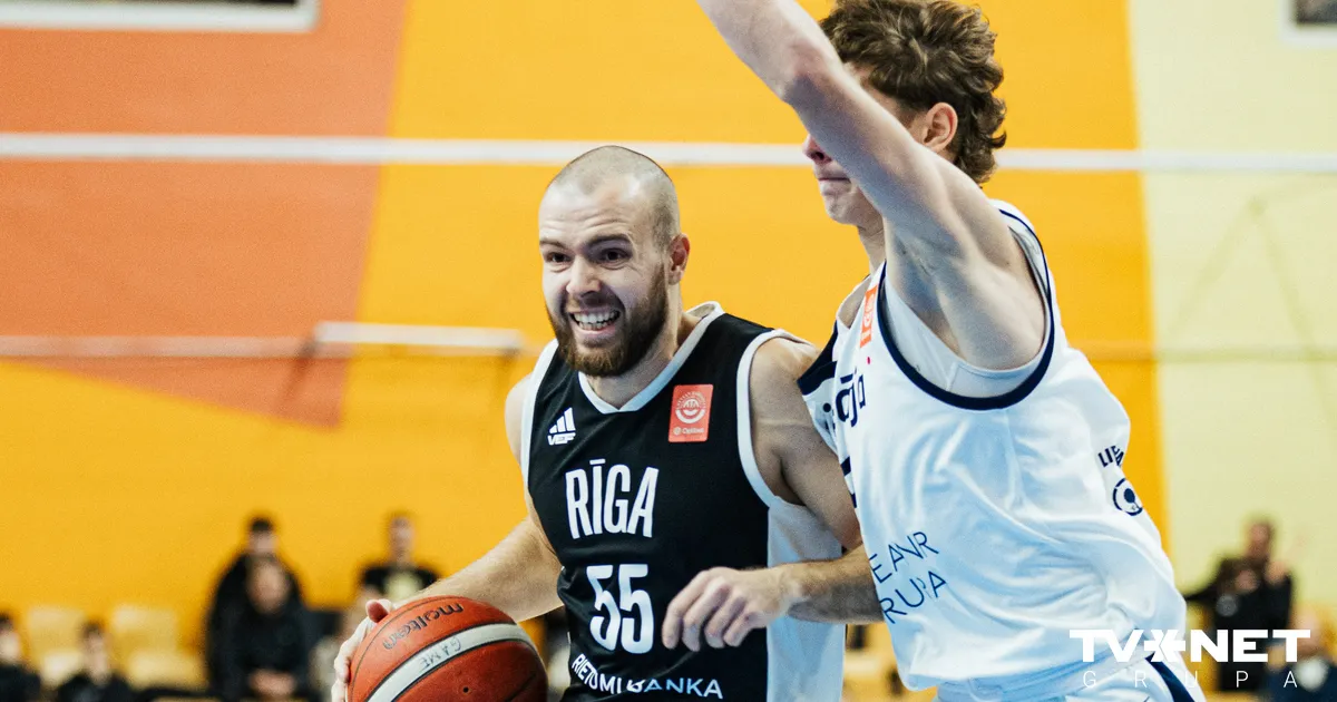 FOTO ⟩ "VEF Rīga" svin uzvaru savā laukumā LIBL spēlē