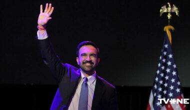 Ņujorkas mēra vēlēšanās uzvarējis demokrāts Zohrans Mamdani, liecina aplēses