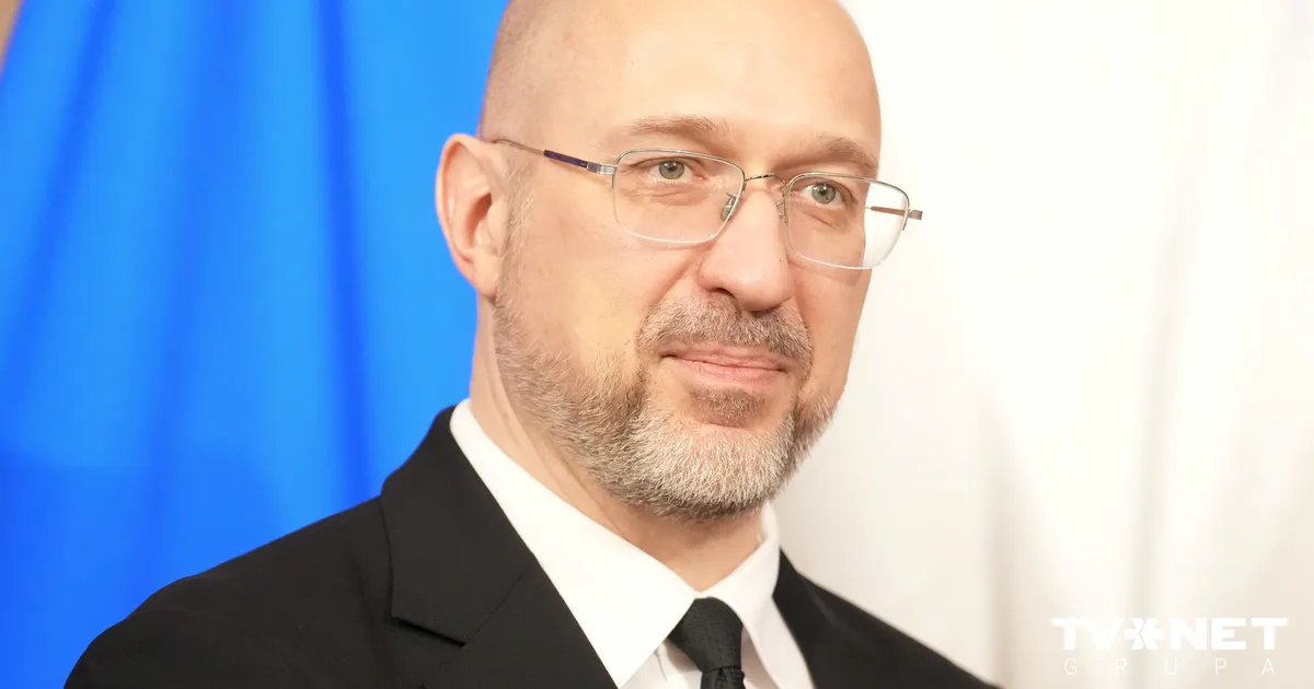 Latvijas un Ukrainas aizsardzības ministri parakstījuši saprašanās memorandu