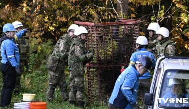 FOTO ⟩ Japānas armija piedalās cīņā pret lāčiem