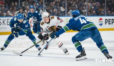 Bļugers joprojām nespēlē; "Canucks" piedzīvo zaudējumu