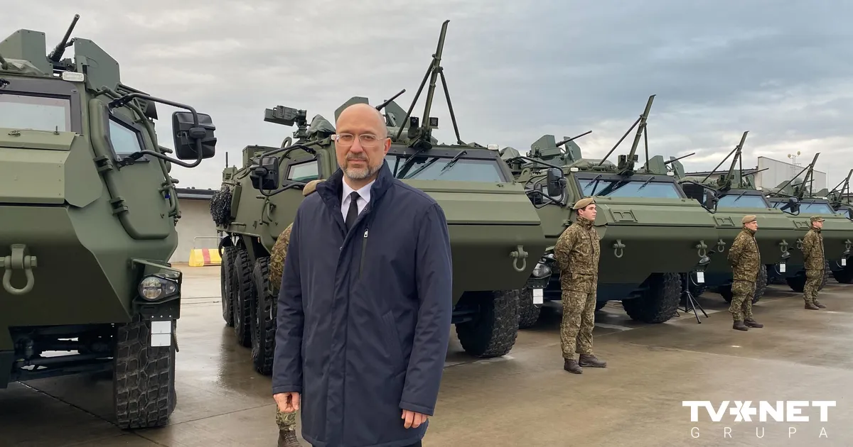 "Patria" bruņutransportieri sniegs nozīmīgu pienesumu Ukrainas militārām spējām, uzsver Šmihaļs