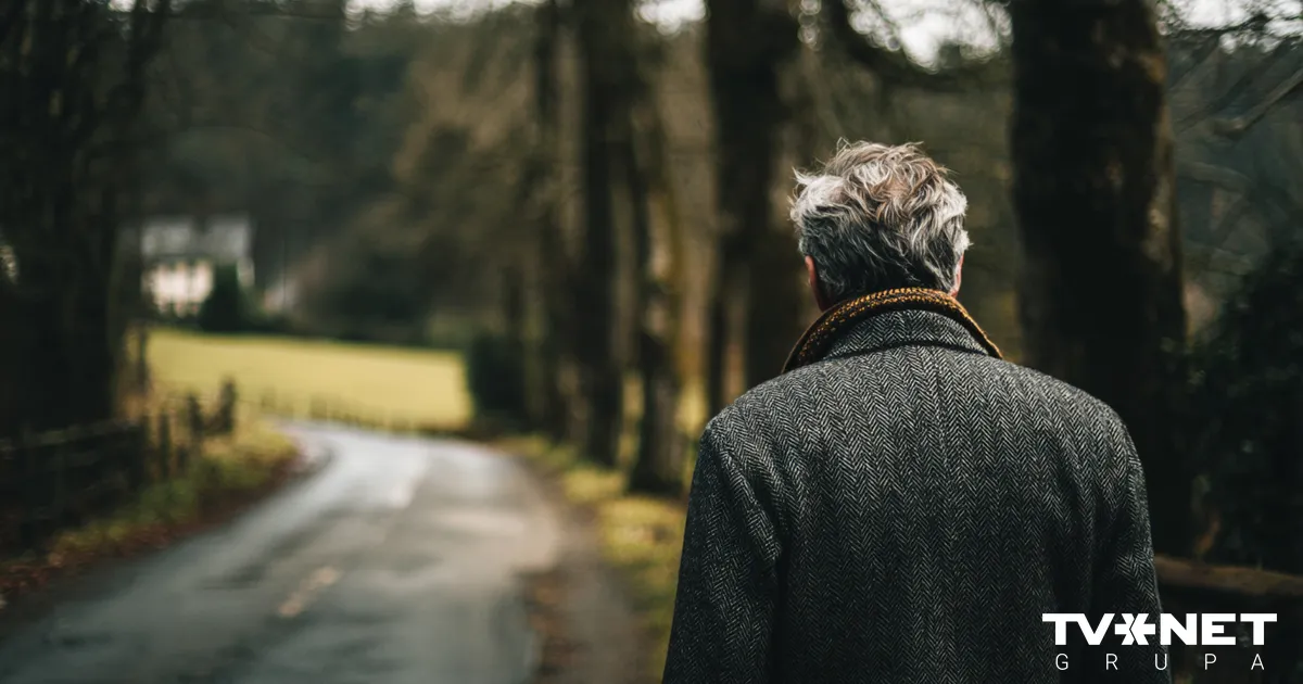 Andra dzīve sagriezās kājām gaisā pēc vēsas peldes. Atklāti par “katra vīrieša šausmām”