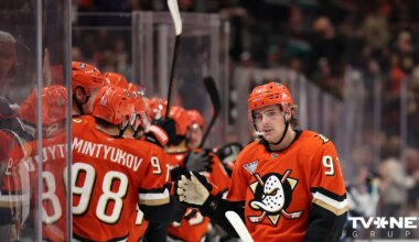 "Ducks" izcīna kārtējo uzvaru NHL čempionātā