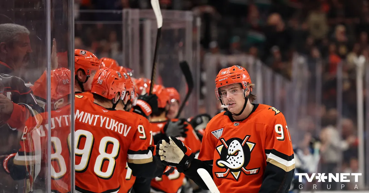 "Ducks" izcīna kārtējo uzvaru NHL čempionātā