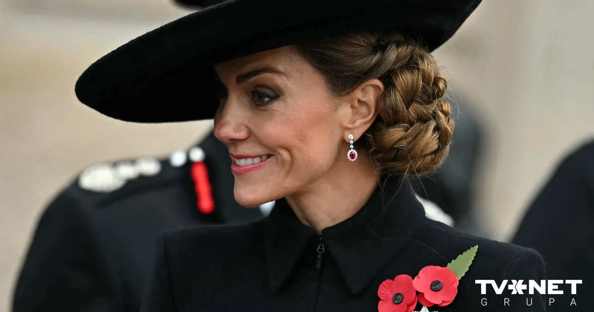 Velsas princese britu varoņu piemiņas dienā spoži apliecina, kāda būs nākotnes karaliene