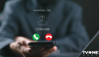 Policija aizturējusi 16 "naudas mūļus"; telefonkrāpnieki savā tīklā vervē jauniešus