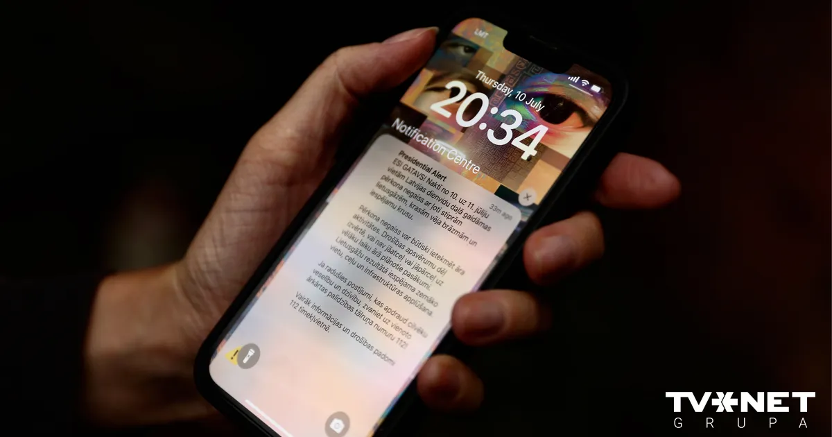 Atsevišķi viedtālruņu īpašnieki Jelgavā var saņemt šūnu apraides pārbaudes paziņojumu