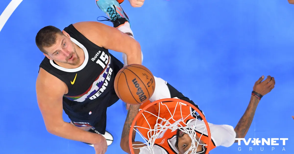 Jokičs atkārto šīs sezonas NBA rezultativitātes rekordu "Nuggets" sestajā panākumā pēc kārtas