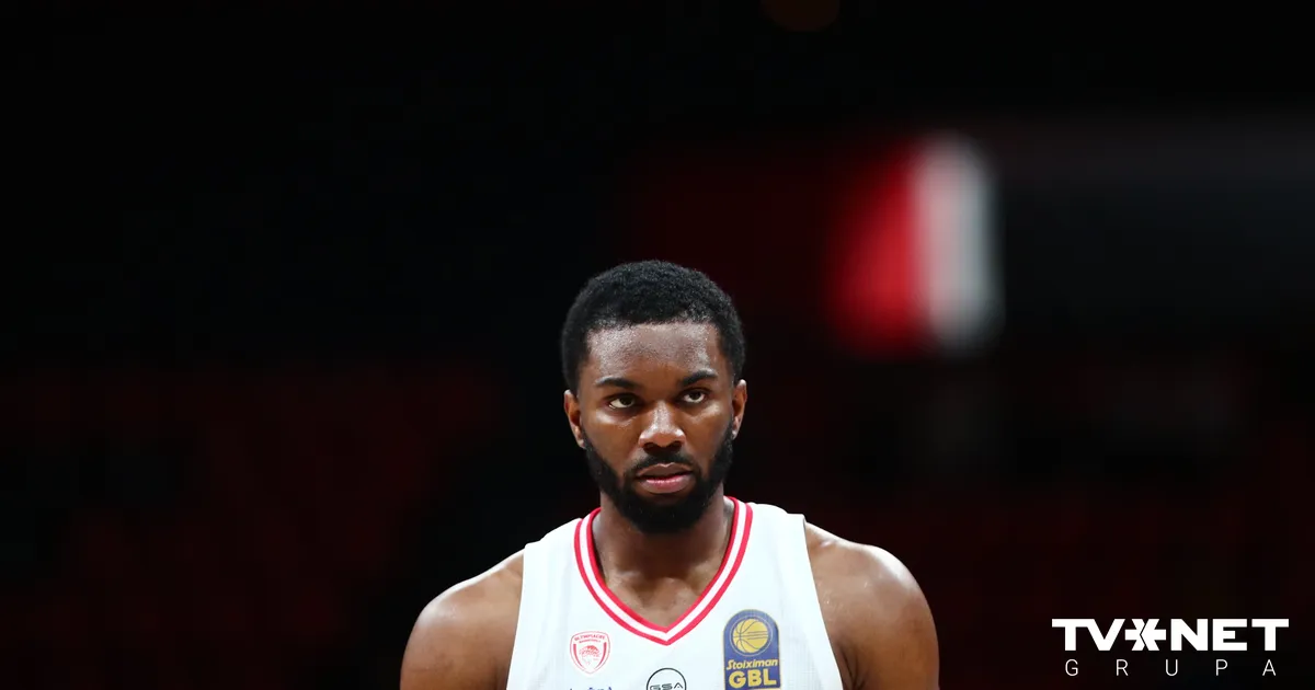 VIDEO ⟩ Ļoti nelaimīga atgriešanās pēc 530 dienu ilgas pauzes Eiorlīgā