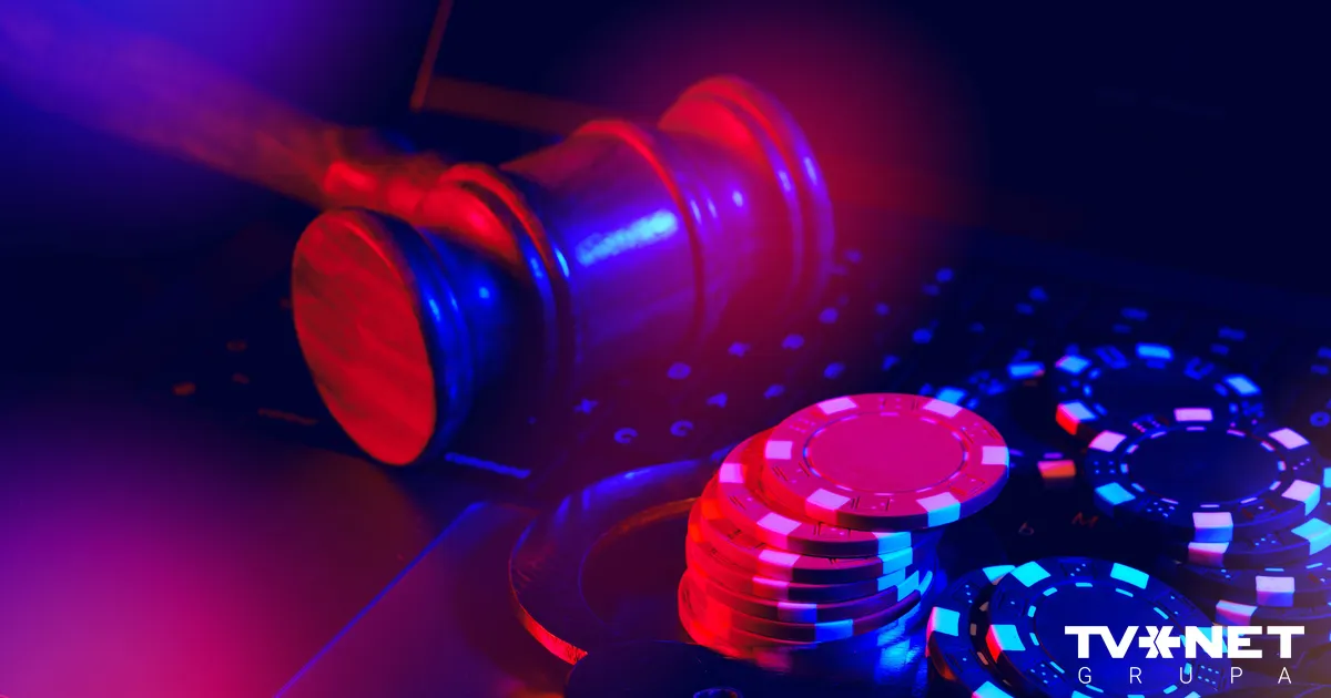 Grāmatvede piesavinās divus miljonus eiro, ko nospēlē azartspēlēs. Sods