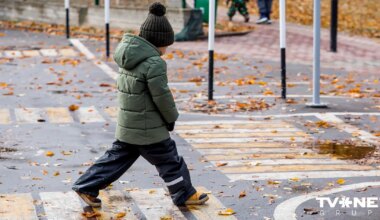 Vīrietis Rīgā uzmācas puisēnam un uzbrūk sievietei. Notikuma dalībnieces Kitijas stāsts