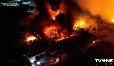 FOTO ⟩ Industriālo parku pie Argentīnas galvaspilsētas satricina spēcīgi sprādzieni