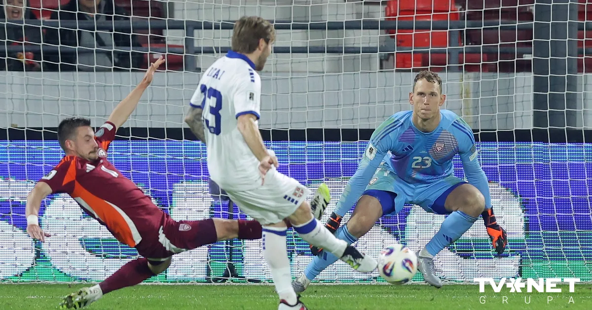 Latvijas futbolisti izlaiž vadību un PK kvalifikāciju noslēdz ar zaudējumu Serbijā