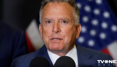 Trampa sūtnis Vitkofs ar Krievijas amatpersonām izstrādā plānu kara izbeigšanai Ukrainā