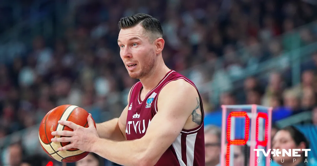 Daira Bertāna atvadu spēlē un Alonso debijā Latvijas izlase sāks cīņu par ceļazīmi uz Kataru