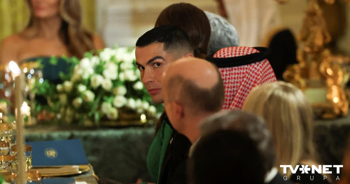 Krištianu Ronaldu apmeklē vakariņas Baltajā namā