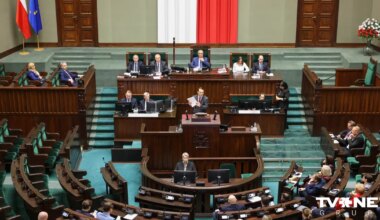 Polijas parlaments pauž bažas par Krievijas vēstniecības atrašanos tuvu valsts vadības ēkām