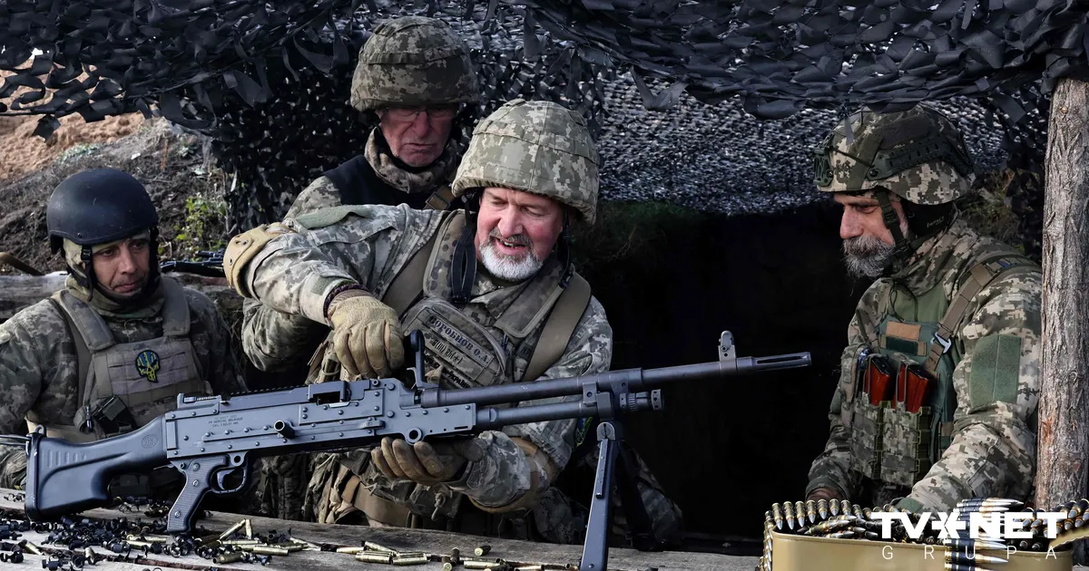 Baltijas un Ziemeļvalstu līderi apņemas turpināt Ukrainas apbruņošanu