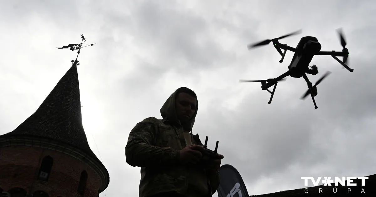 Maskavas apgabala termoelektrostacijā izceļas ugunsgrēks pēc ukraiņu lidrobotu uzlidojuma - TVNET