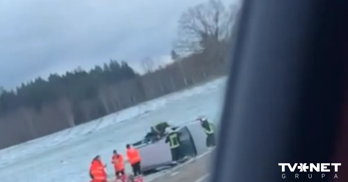 VIDEO ⟩ Avārijā Saldus novadā bojā gājuši trīs cilvēki