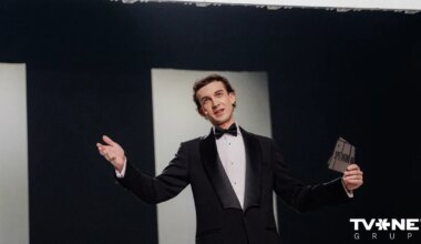 FOTO ⟩ Politiķu netīrās spēles, radošas neveiksmes un saviļņojuma asaras – Spēlmaņu nakts citātu izlase