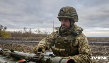 ASV nevar mūžīgi piegādāt Ukrainai ieročus, paziņo Baltais nams