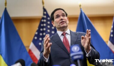 ASV vēlas miera līguma parakstīšanu pirms drošības garantijām Ukrainai, atklāj avoti