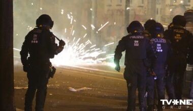 Vācijas policistu arodbiedrība ar bažām raugās uz darbu Vecgada vakarā