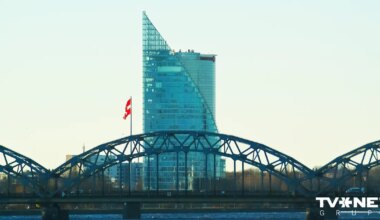 Latvijas finanšu iestādes desmit mēnešos nopelnījušas 324,9 miljonus eiro