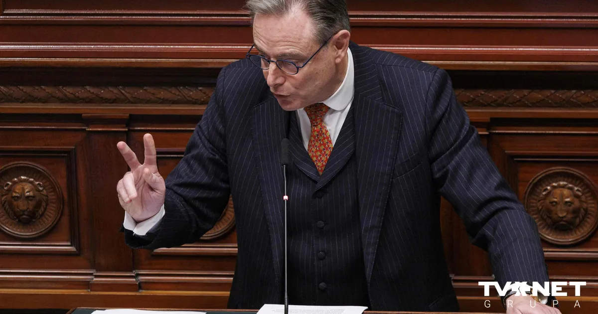 Beļģijas premjers noteicis galīgās prasības Krievijas aktīvu izmantošanai Ukrainas labā