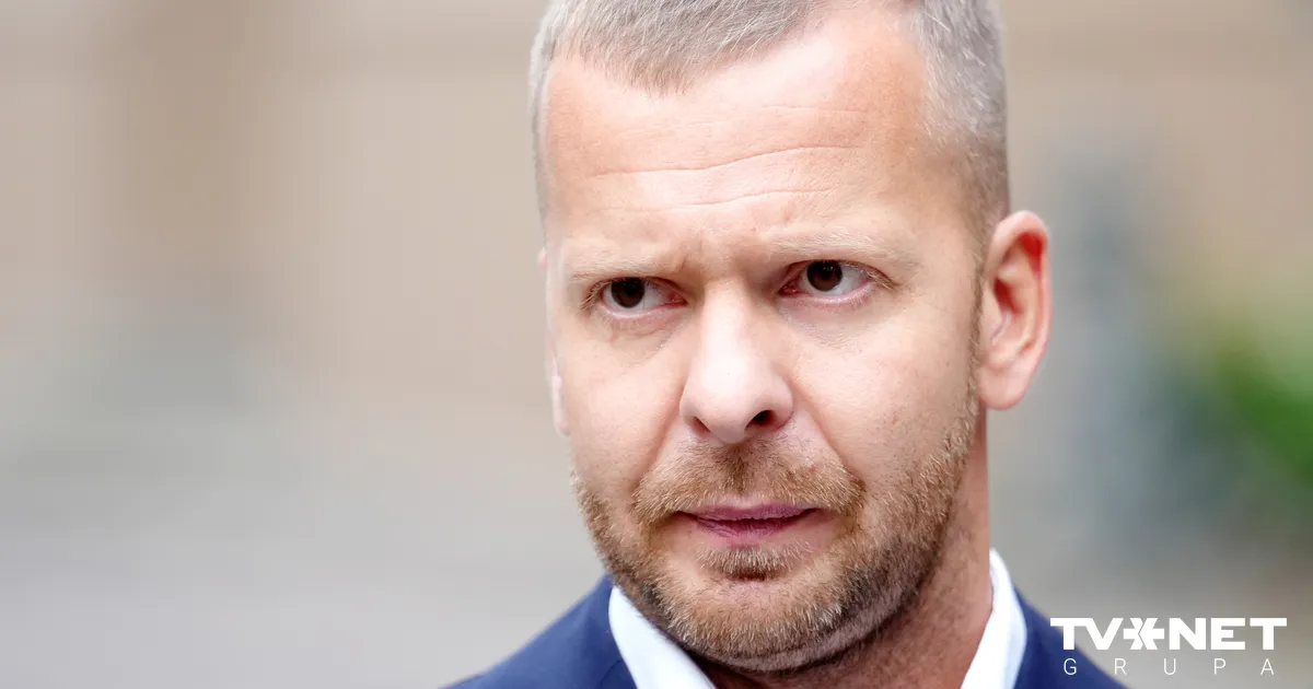 VIDEO ⟩ "Sākotnēji Valsts drošības dienestam derētu atvainoties." Rosļikovs komentē rosinājumu sākt kriminālvajāšanu