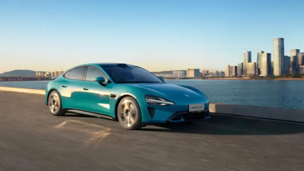 Xiaomi SU7 kļūst garāks: sagaidiet luksusa klases komfortu aizmugurē