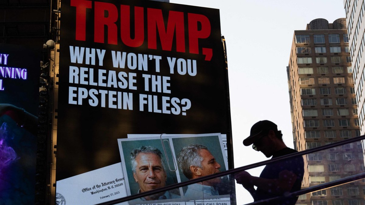 ASV Kongress atbalsta Epstīna lietas materiālu publiskošanu