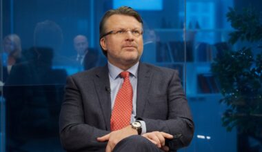 Šleseram nāves draudus izteikušais cilvēks nogādāts ārstniecības iestādē