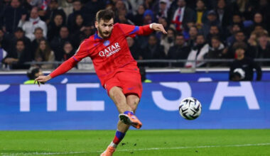 Kvarachelijam pirmie vārti līgas sezonā, PSG atkal izrauj uzvaru kompensācijas laikā – Futbols – Sportacentrs.com