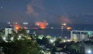 Tuapses naftas terminālis naktī uz svētdienu. Foto: @nexta_tv/X