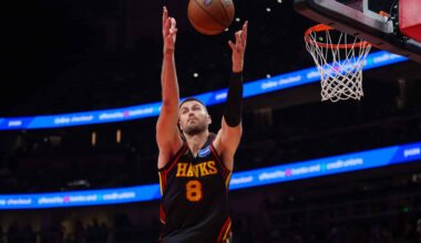 Porziņģis nespēj trāpīt, bet sarīko "bloku ballīti" pret "Raptors"